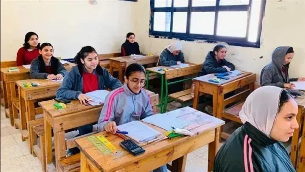 استمارة الشهادة الإعدادية