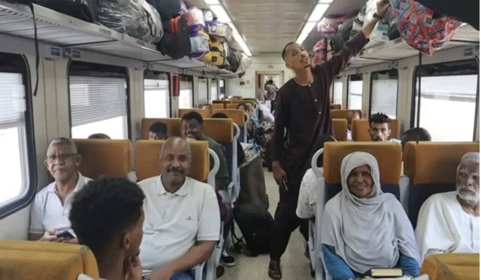 تسيير الرحلة 33 للأشقاء السودانيين