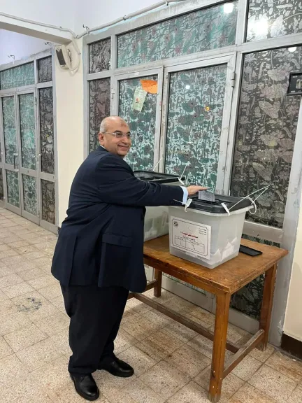 النائب أشرف عبد الغني أمين سر اللجنة الاقتصادية بمجلس الشيوخ