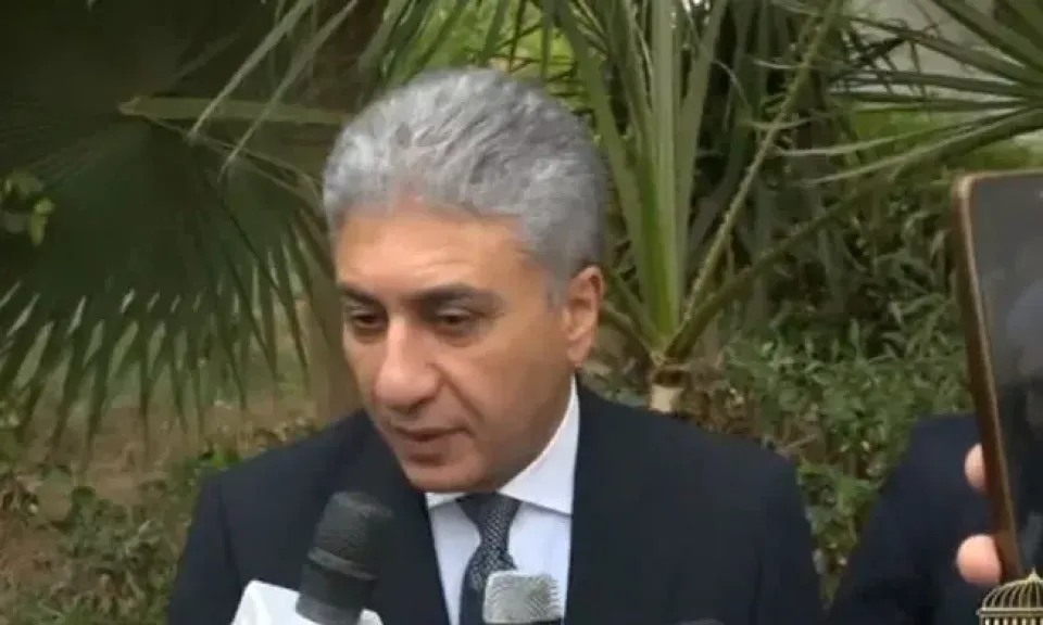 وزير السياحة والاثار