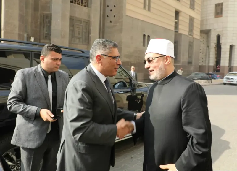 محافظ الجيزة 