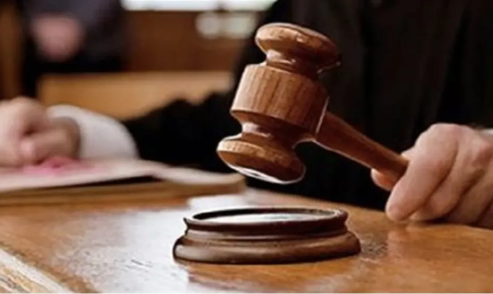 محاكمة والد المتهم