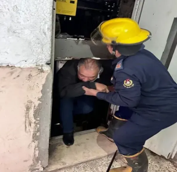 الأجهزة الأمنية بالفيوم تستجيب لإستغاثة أحد الأشخاص