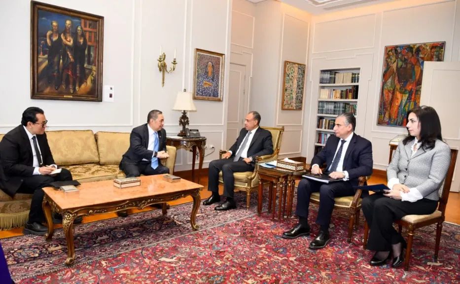 وزير الخارجية يستقبل نائب وزير خارجية إندونيسيا 