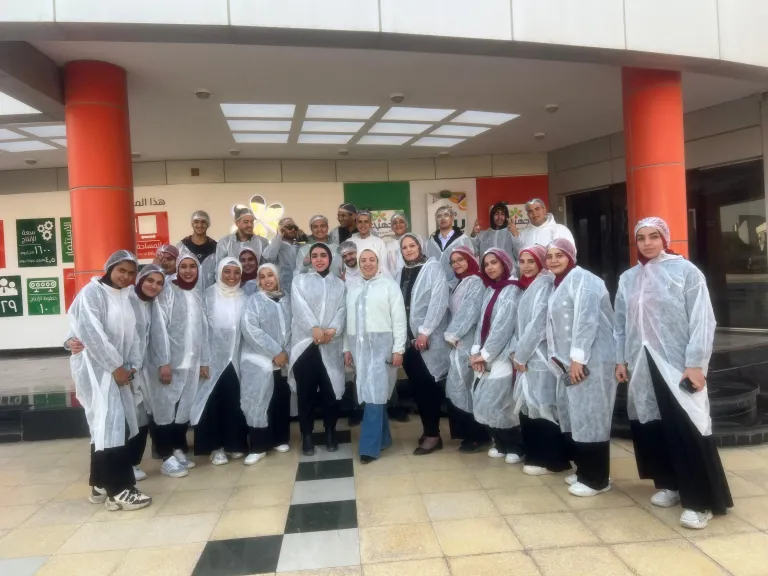 جانب من الزيارة