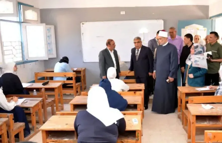 طلاب الثانوية الأزهرية
