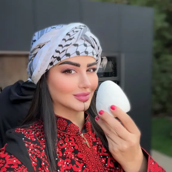 لولو كوكس