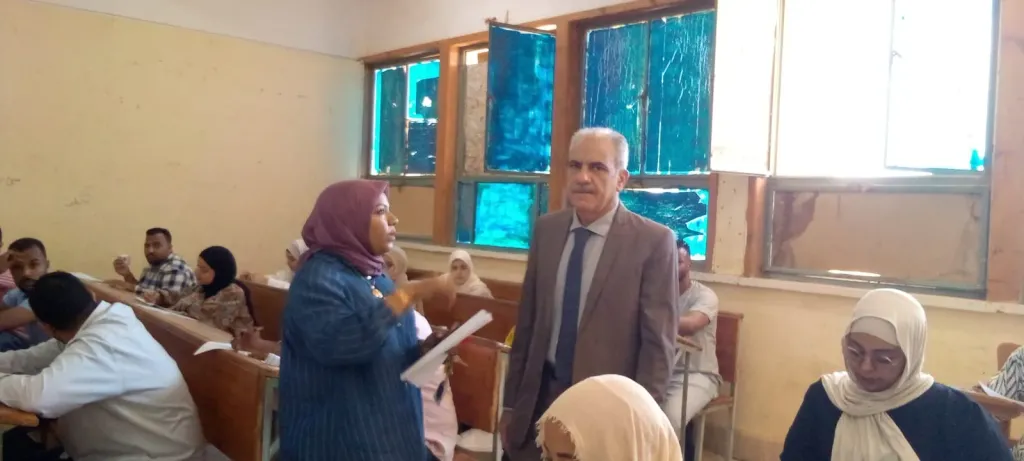 جانب من المتابعة