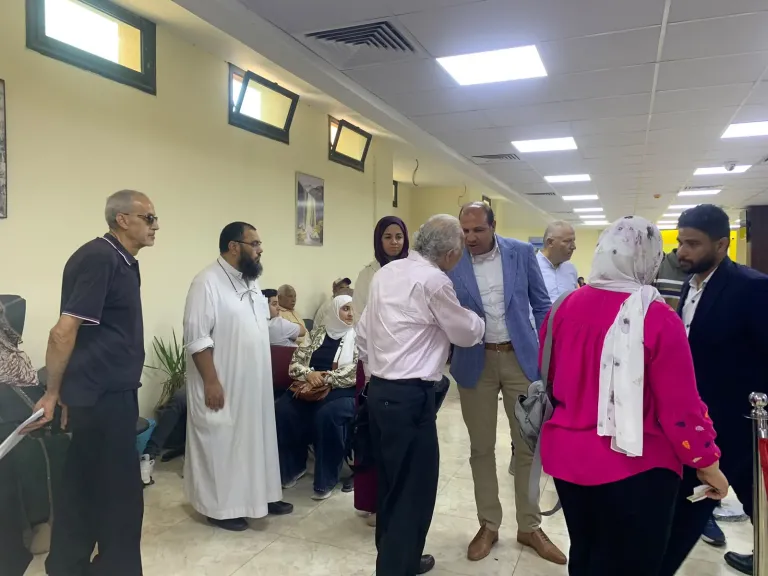 جانب من جولة رئيس المدينة 