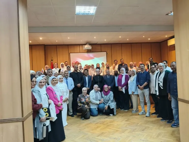فريق العمل