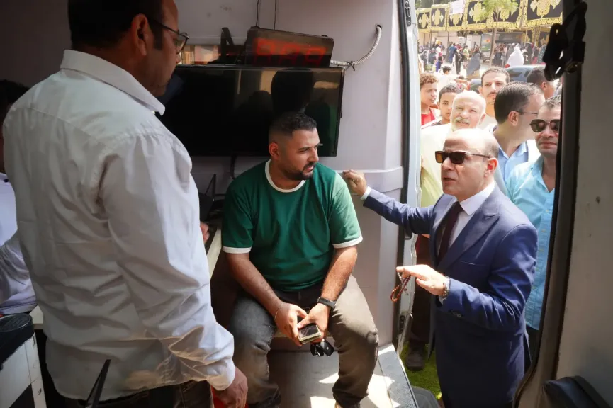 جانب من جولة المحافظ
