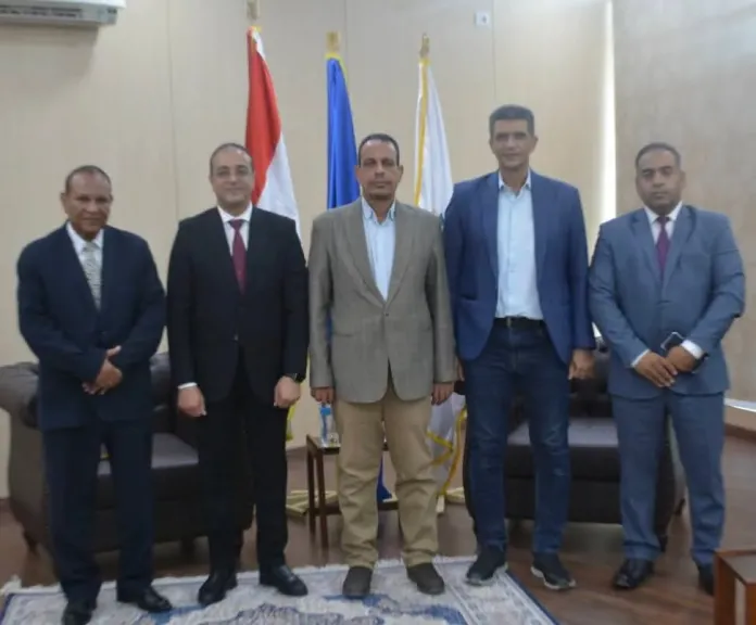 جانب من الزيارة